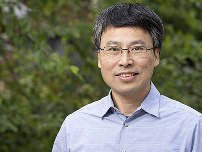 A photo of Prof. Xuanmao Chen from THRIVE Fall 2022