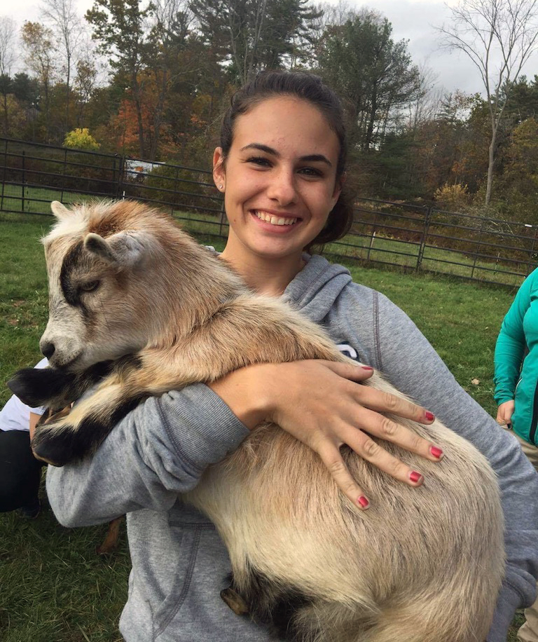 UNH Veterinary Technology student Madysen Delosh UNH Veterinary Technology student Madysen Delosh