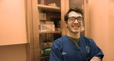 UNH Veterinary Technology student Zach Beckwith