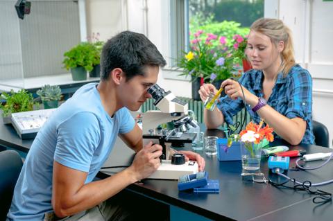 students in horticulture class