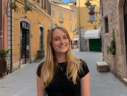 A photo of Julia Landcastle '23 from the UNH in Italy program. Photo from the THRIVE 2022 Fall edition