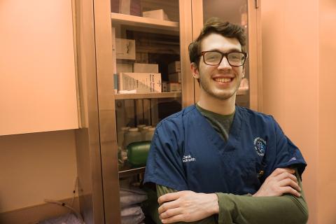 UNH Veterinary Technology student Zach Beckwith