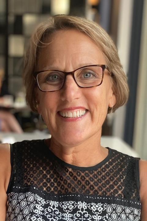 Lori Dameron